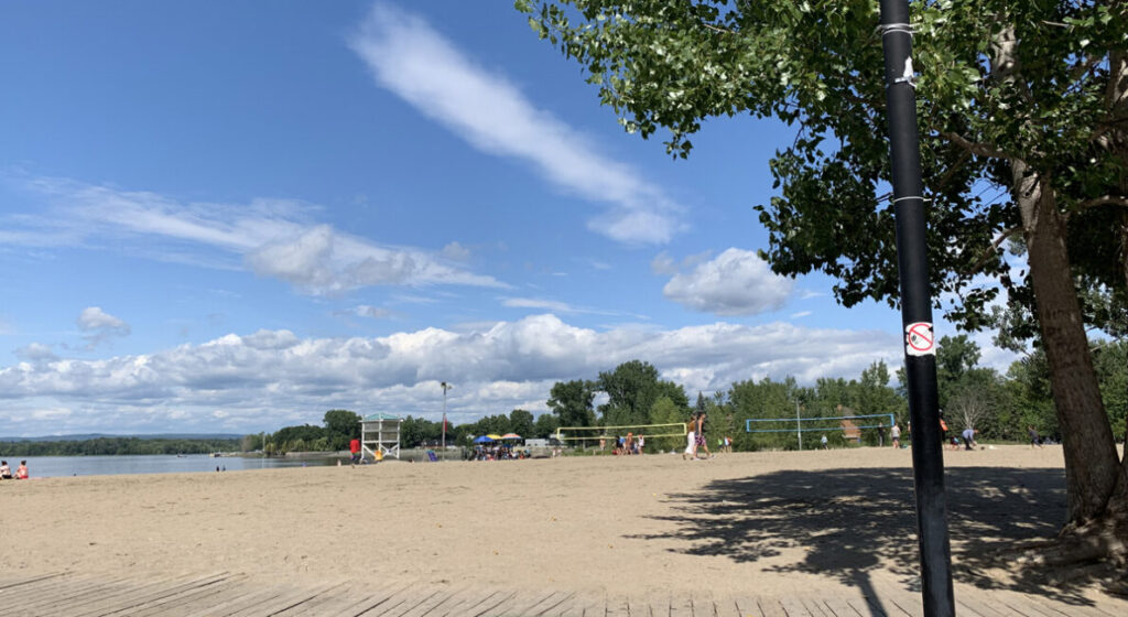 Going to an Ottawa area beach? Here are some important safety tips