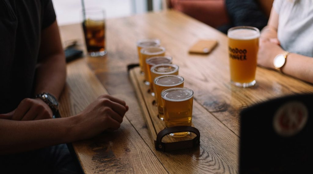 Poutine and Pints – The 10 Best Bars in the UK That Canadians Will Love in 2025