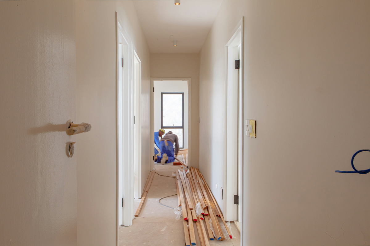 Top 7 Mistakes to Avoid When Hiring a Contractor for Condo Renovations
