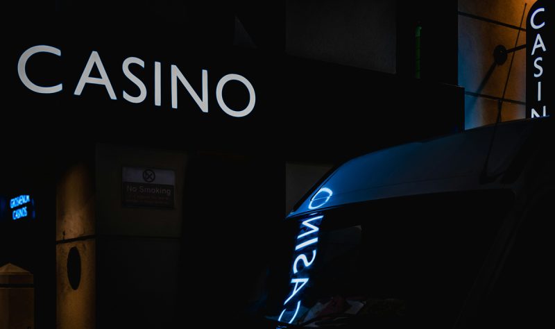the-blowup-grXIcKhqeQU-unsplash (1)-min